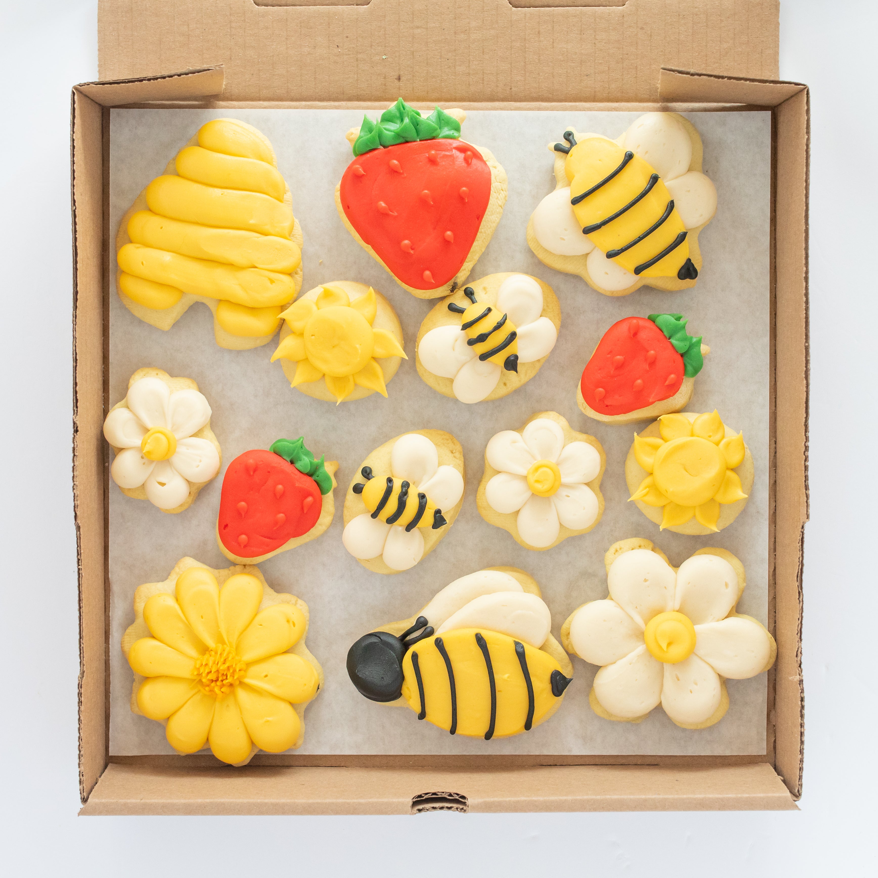 Bees & Berries Party Box (6 BIG & 8 MINI)